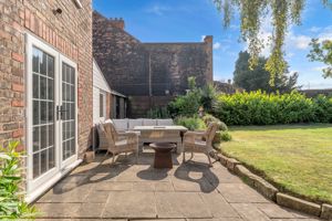 Photo 19- click for photo gallery